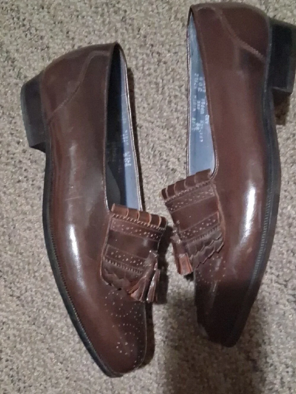 london square brown tassel